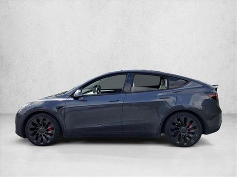 Used 2023 Tesla Model Y Performance AWD/4WD image 8