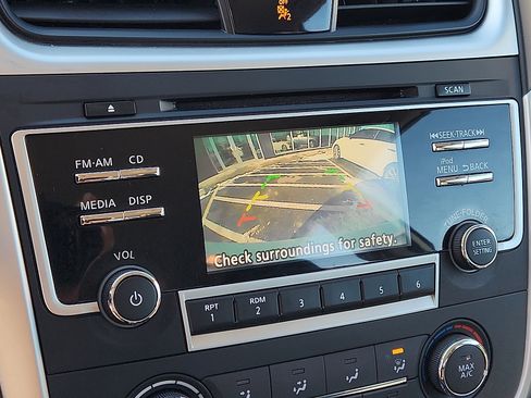 Used 2018 Nissan Altima 2.5 S w/ S Convenience Package image 16