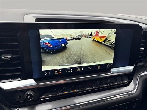 Used 2024 Chevrolet Silverado 1500 High Country image 15