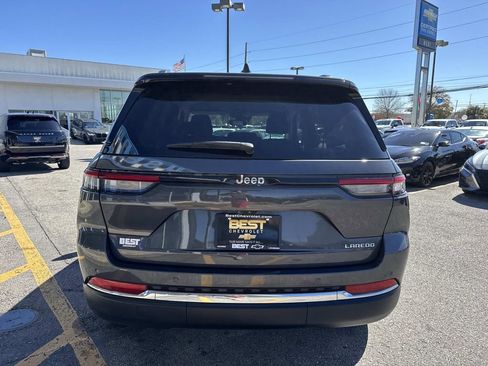 Used 2024 Jeep Grand Cherokee Laredo image 7