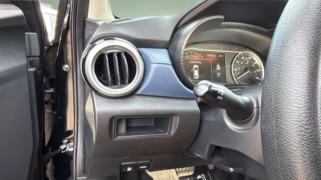 Used 2025 Nissan Versa SV FWD image 21