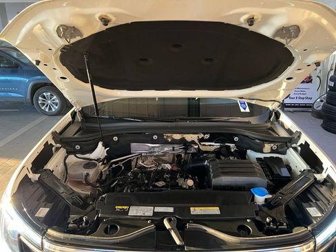 Used 2024 Volkswagen Atlas SE image 13