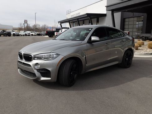 Used 2015 BMW X6 M image 3