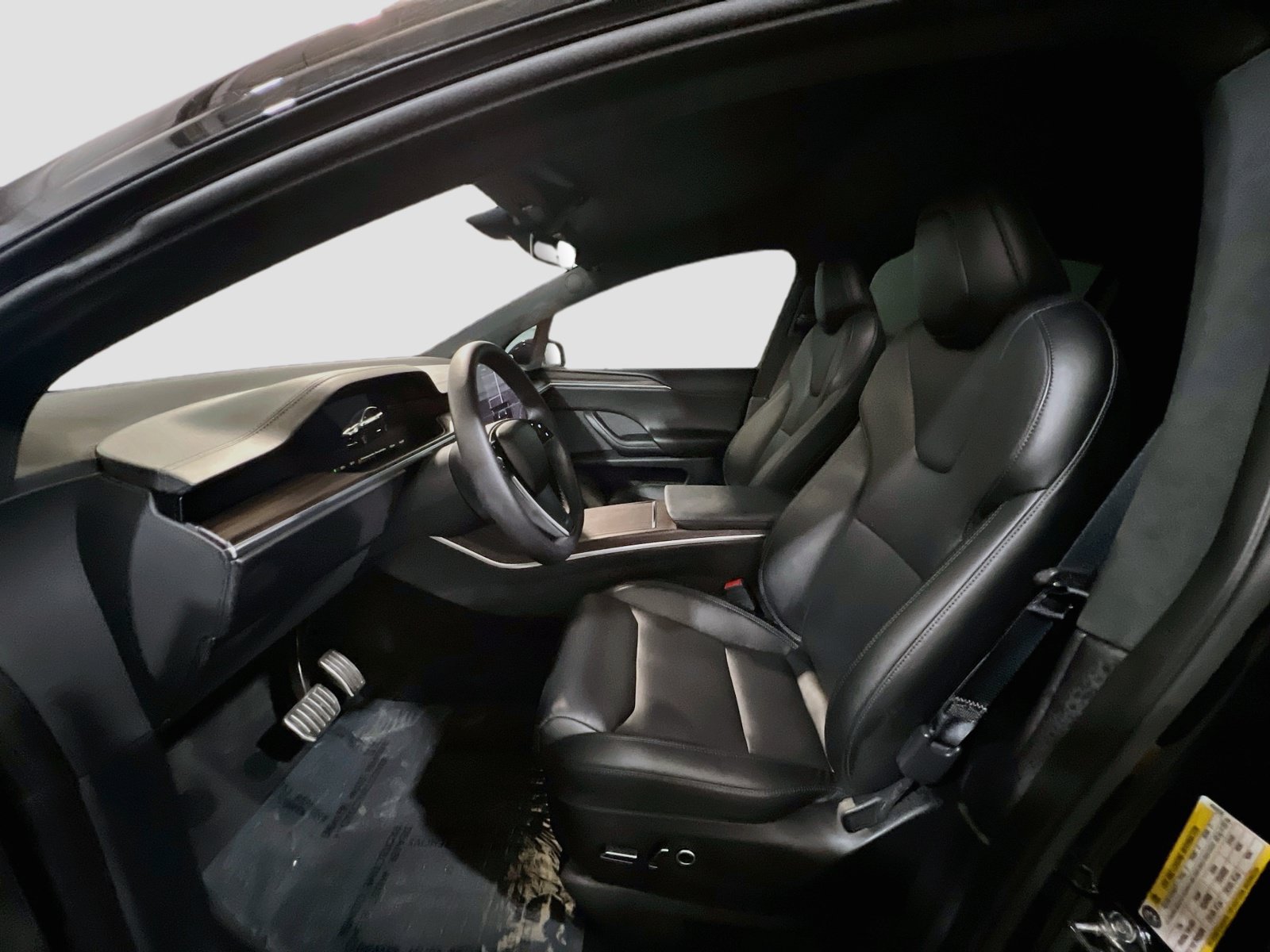 Used 2025 Tesla Model X AWD/4WD image 15