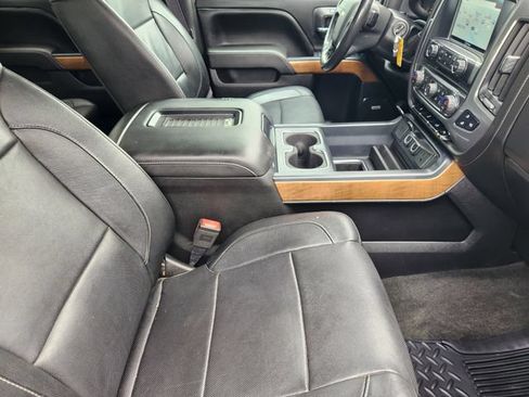 Used 2017 Chevrolet Silverado 1500 LTZ w/ Sport Package AWD/4WD image 14