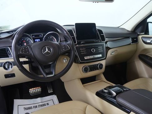 Used 2019 Mercedes-Benz GLE 400 4MATIC image 16