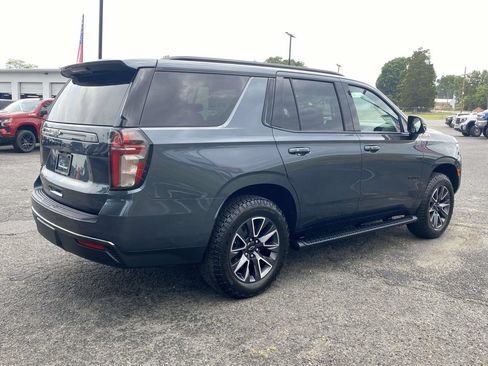 Used 2021 Chevrolet Tahoe Z71 w/ Luxury Package AWD/4WD image 6
