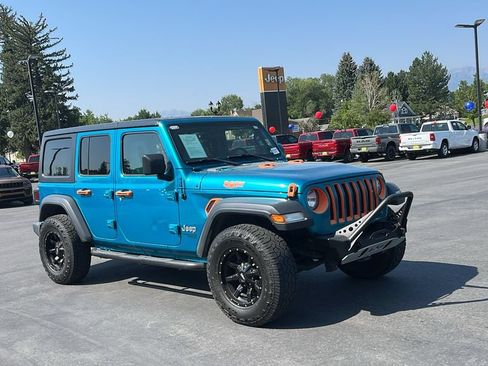 Used 2019 Jeep Wrangler Unlimited Sport S AWD/4WD image 3