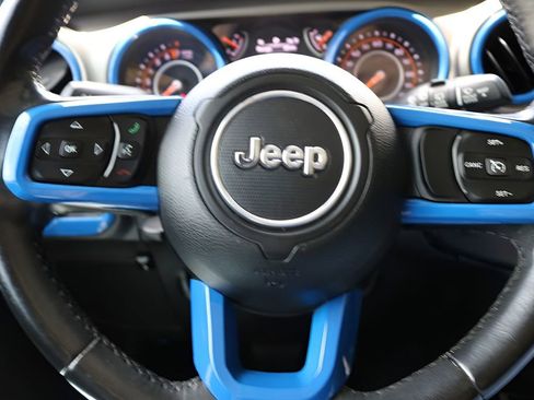 Used 2019 Jeep Wrangler Sport AWD/4WD image 19
