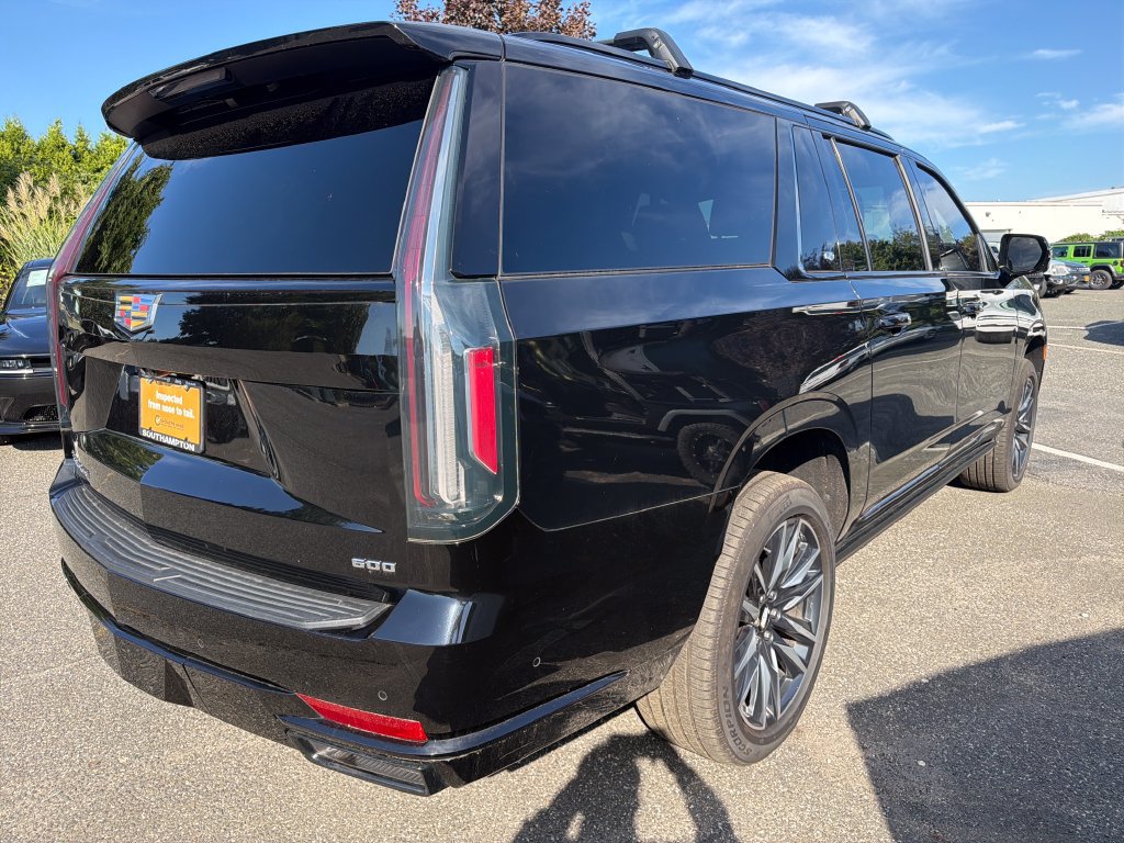 Used 2022 Cadillac Escalade ESV Sport w/ Touring Package AWD/4WD image 3