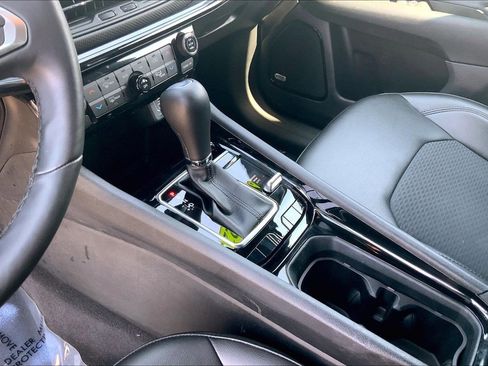 Certified 2022 Jeep Compass Altitude w/ Sun and Sound Group image 16