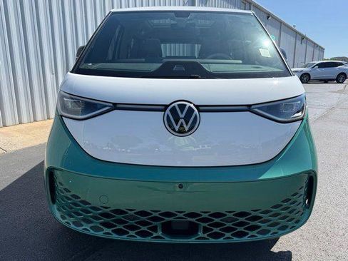 Used 2025 Volkswagen ID. Buzz 1st Edition AWD/4WD image 13