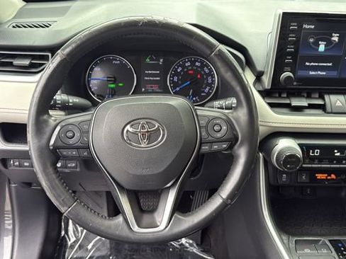 Used 2020 Toyota RAV4 XLE w/ Convenience Package AWD/4WD image 20