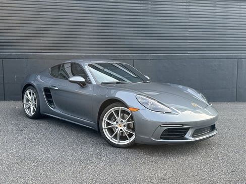 Certified 2025 Porsche 718 Cayman image 12
