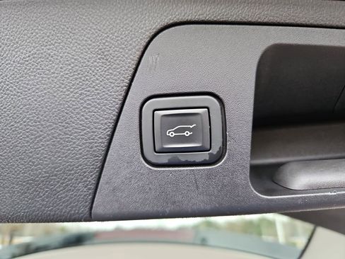 Used 2019 Buick Envision Essence image 33