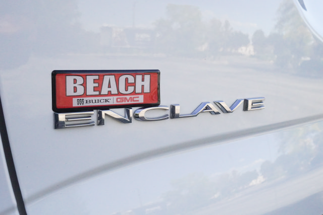 Used 2024 Buick Enclave Essence FWD image 34