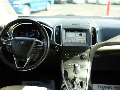 Used 2017 Ford Edge SEL w/ Equipment Group 201A AWD/4WD image 15