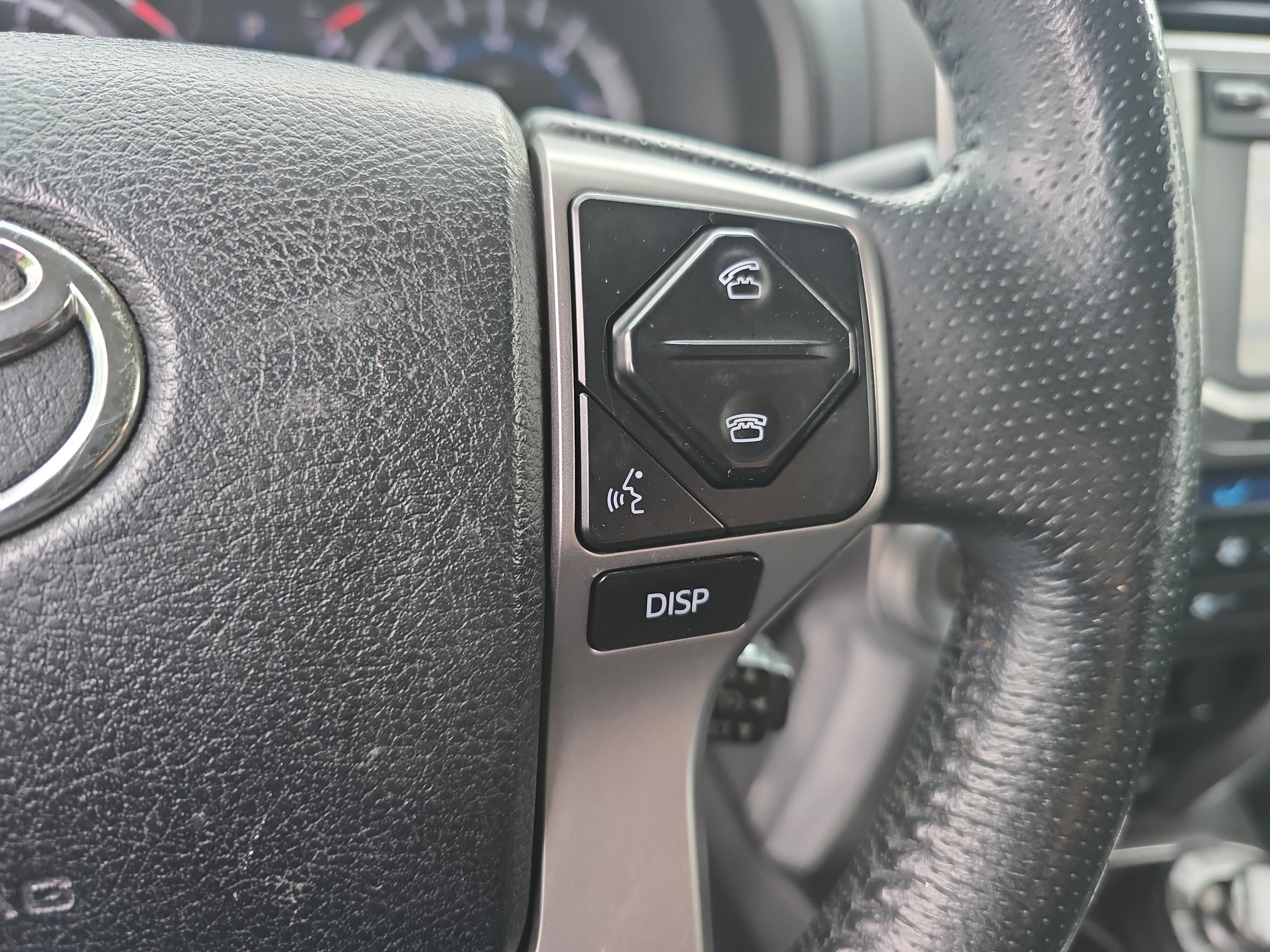Used 2016 Toyota 4Runner Limited AWD/4WD image 17