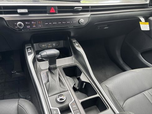 New 2025 Kia Sorento S w/ Panoramic Sunroof Package image 22