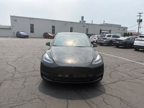 Used 2023 Tesla Model Y Performance AWD/4WD image 3
