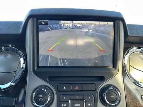 Used 2015 Ford F350 Platinum image 26