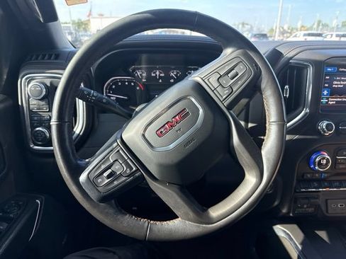 Used 2021 GMC Sierra 1500 AT4 w/ AT4 Preferred Package AWD/4WD image 28