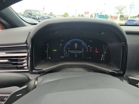 Certified 2025 Toyota Camry SE FWD image 15