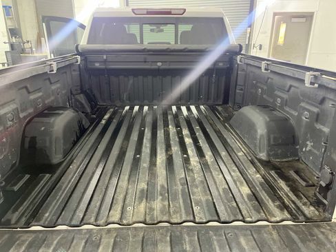 Used 2021 Chevrolet Silverado 1500 RST w/ Convenience Package II AWD/4WD image 26