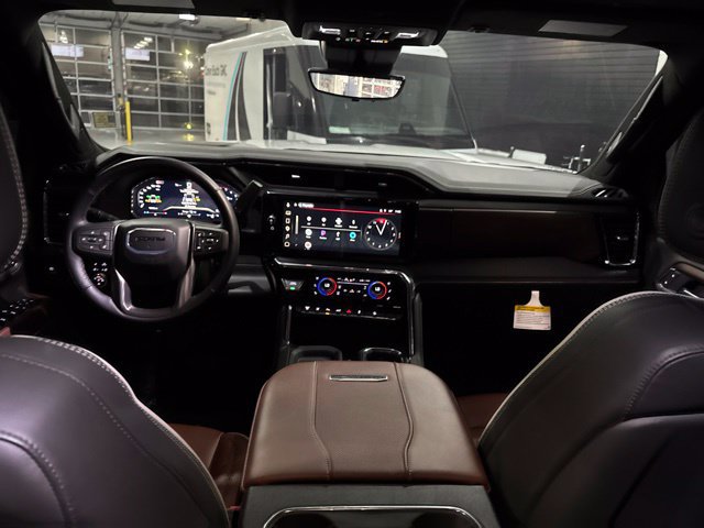 Used 2025 GMC Sierra 2500 Denali Ultimate AWD/4WD image 38