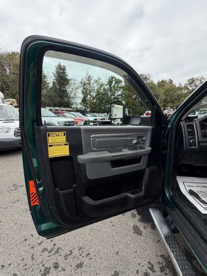 Used 2014 RAM 5500 Tradesman w/ Power Accessory Group AWD/4WD image 27