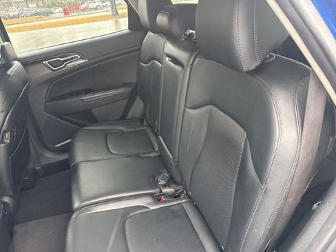Used 2023 Kia Sportage EX image 23