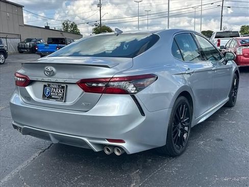 Used 2023 Toyota Camry XSE FWD image 11