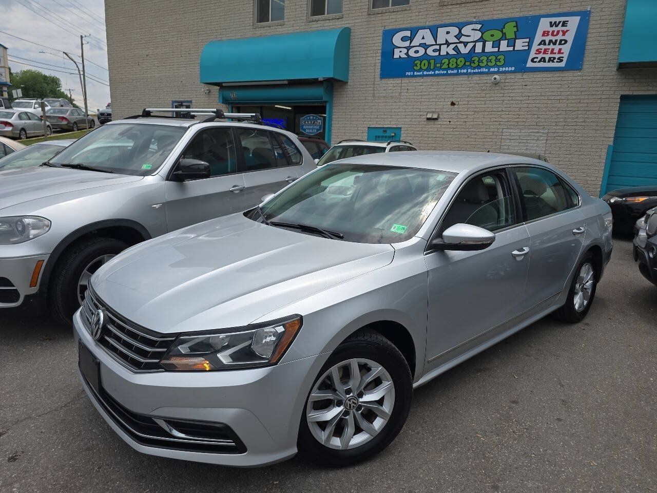 Used 2016 Volkswagen Passat 1.8T S FWD image 3