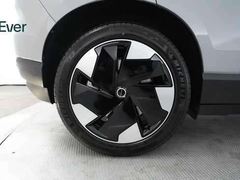 Used 2025 Volvo EX30 Plus w/ Protection Package Premier AWD/4WD image 22