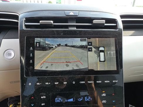 Used 2024 Hyundai Tucson Limited AWD/4WD image 18
