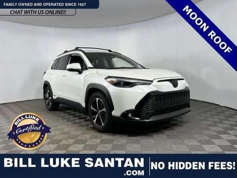 Used 2024 Toyota Corolla Cross XSE image 1