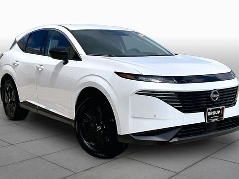 Used 2025 Nissan Murano SV FWD image 3