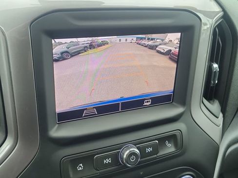 Certified 2022 Chevrolet Silverado 1500 Custom image 29