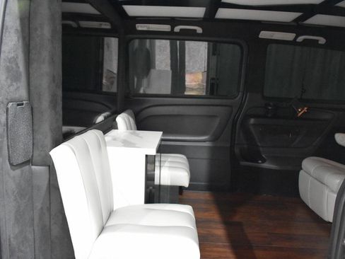 Used 2016 Mercedes-Benz Metris Passenger image 18