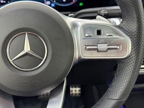 Used 2023 Mercedes-Benz GLB 250 image 22