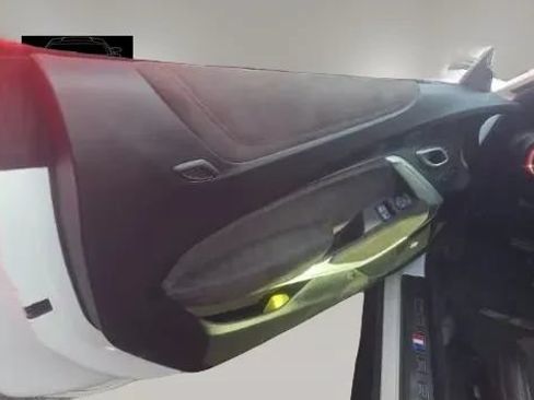 Used 2019 Chevrolet Camaro ZL1 RWD image 11