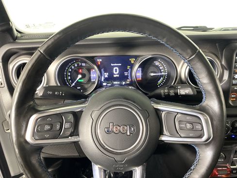 Used 2023 Jeep Wrangler Unlimited Rubicon 4xe w/ Cold Weather Group AWD/4WD image 22
