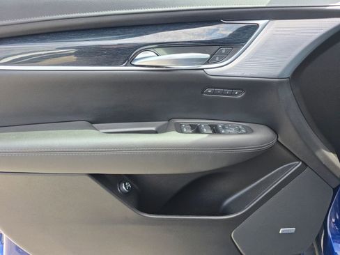 Used 2024 Cadillac XT5 Premium Luxury image 25