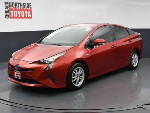 Used 2018 Toyota Prius Two w/ Prius Two Safety Plus Package FWD image 8