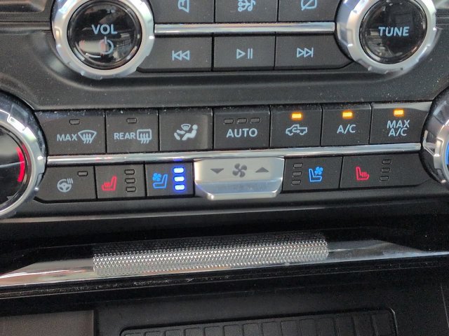 Used 2024 Ford F150 Raptor AWD/4WD image 32