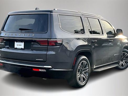 Used 2022 Jeep Wagoneer Series III w/ Convenience Group I image 6