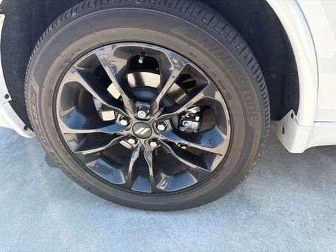 Used 2025 Dodge Durango GT w/ Blacktop Package RWD image 31