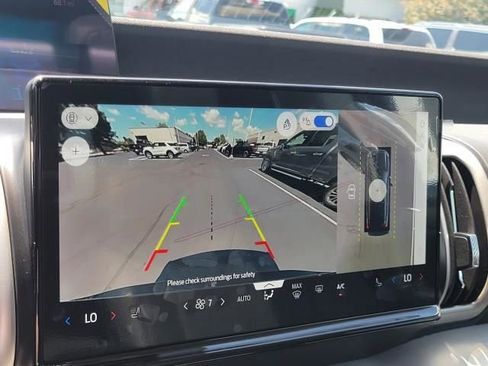 New 2025 Ford Expedition Active image 33