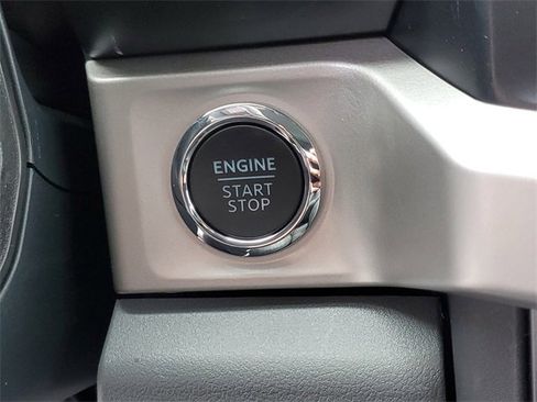 New 2025 Ford F350 XLT w/ Black Appearance Package image 15