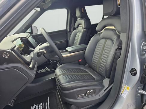 Used 2024 Rivian R1S Adventure AWD/4WD image 10